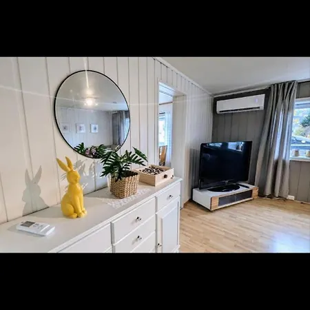 Skagesundvegen 10a * Tromsø