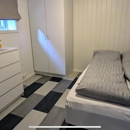 Skagesundvegen 10a *